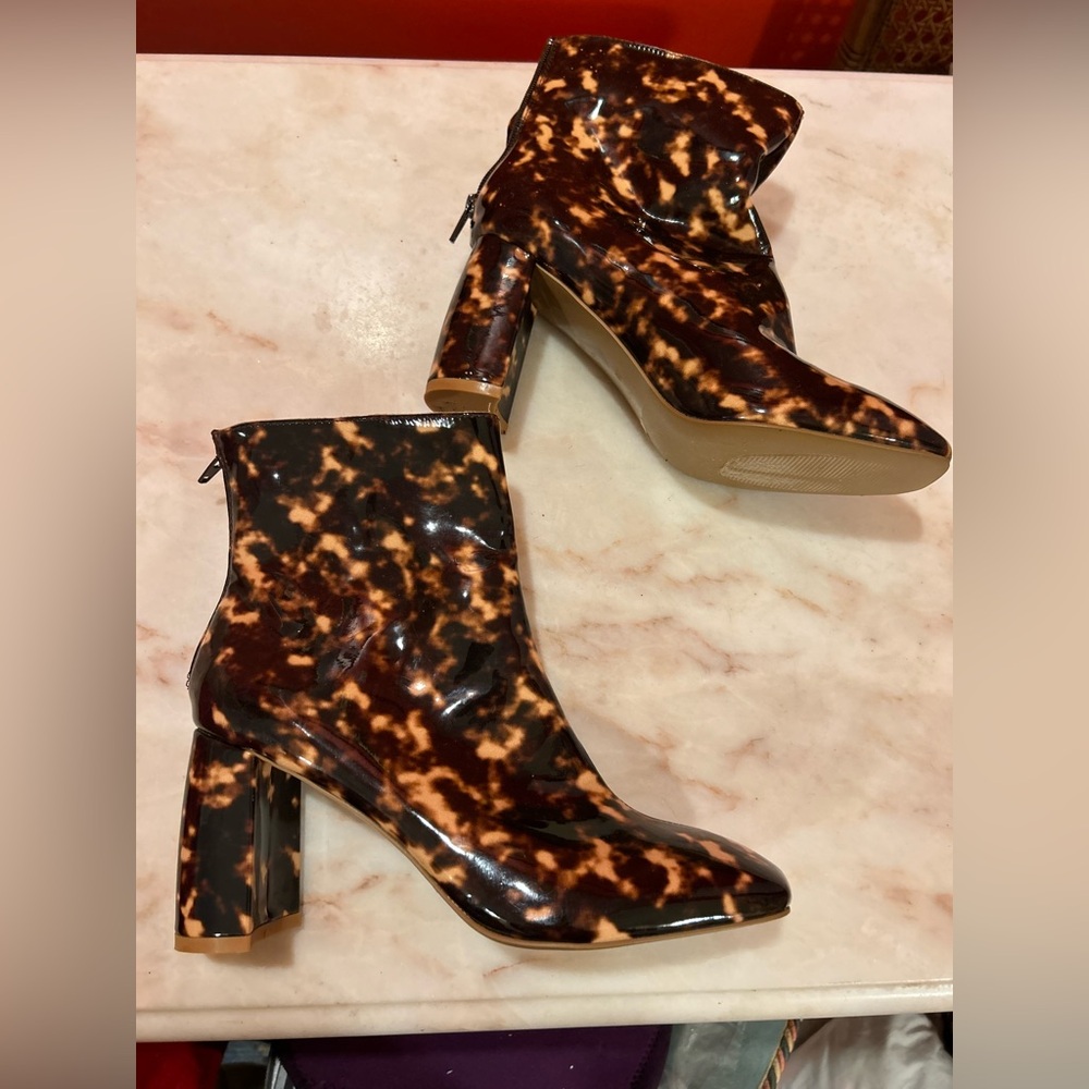 Tortoiseshell Heeled Ankle Boots